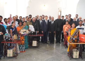 Tools to petty traders, street vendors, self-employed presented to help them regain their lost livelihoods