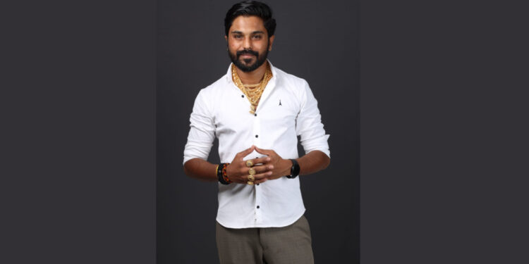 Rahul Borole a young and dynamic social worker and politician gained widespread recognition for his philanthropic work around Aurangabad