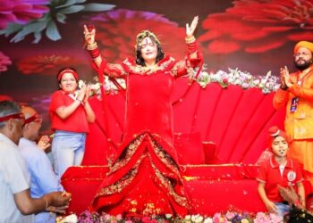 Free medical camp distribution of electric fans and food grains at Radhe Maa's birth anniversary celebration